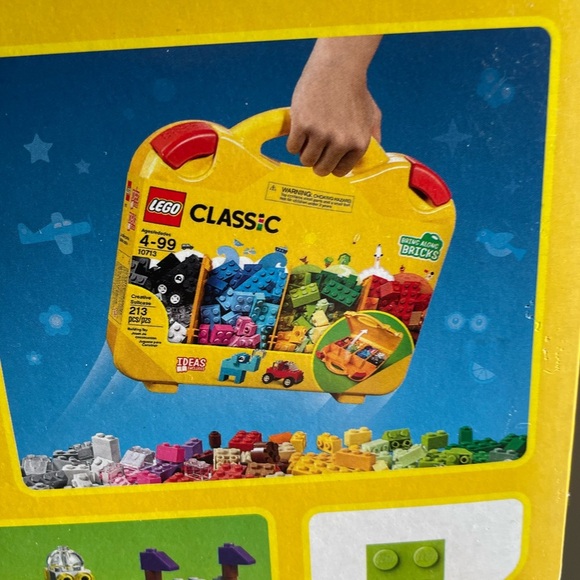 LEGO Classic Creative Suitcase 10713 NEW Take Along Case 213 pieces Blocks brick - Picture 8 of 11